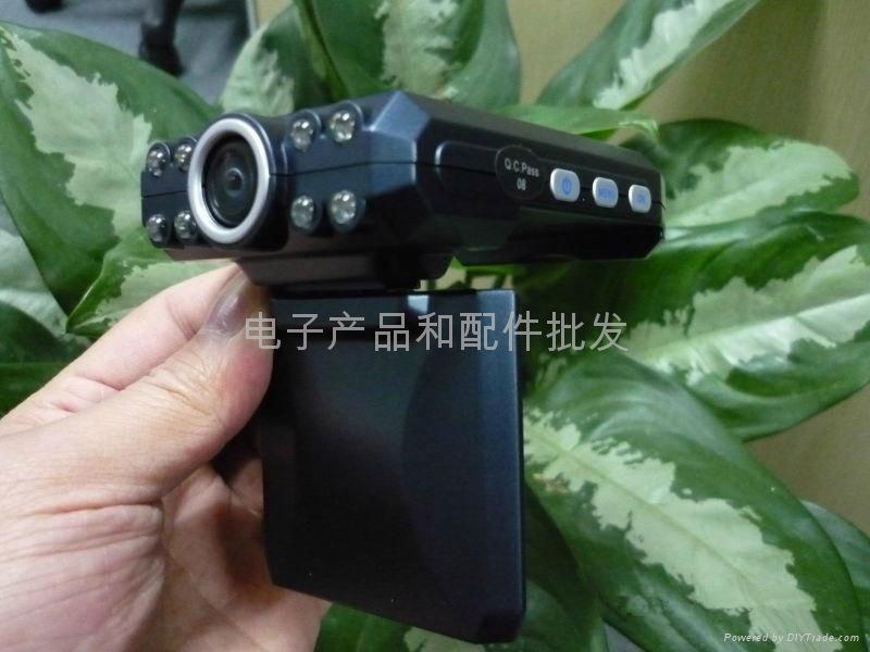 行车记录仪Carcam M300 高清120度广角 3