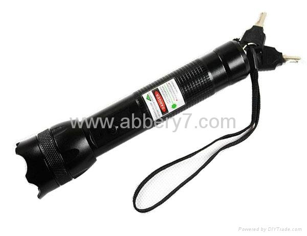 200mW green laser Laser flashlight with working time over 5000 hours 