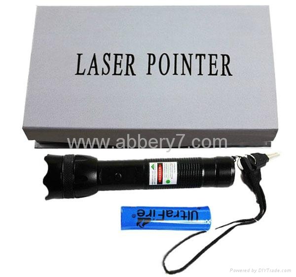 200mW green laser Laser flashlight with working time over 5000 hours  5