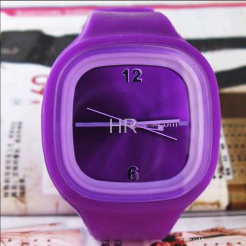 6 years factory stylish silicone jelly watches 5