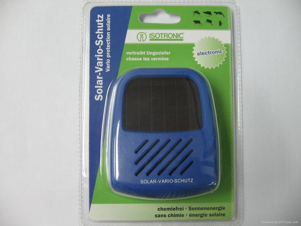 Solar pest repeller for mosquitoes fleas  flies mice rats cockroaches  martens  