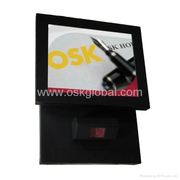 Slim designed wall mount touch screen kiosk with barcode reader 3