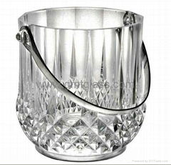 Ice bucket