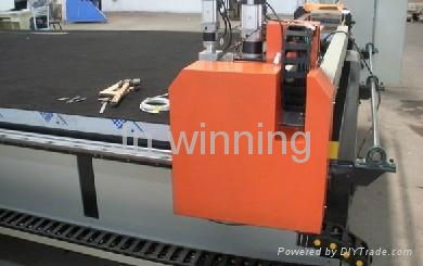 CNC glass cutting machine