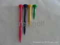 Plastic golf tee