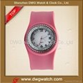 20112 Fashion quartz silicone slap watch with the crystal dial