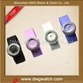 20112 Fashion quartz silicone slap watch with the crystal dial 5