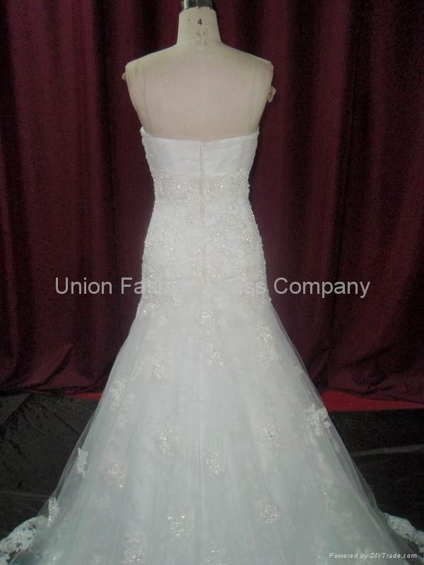 Popular & hottest Wedding gown in heavy beaded lace and satin from 2010 to now  4