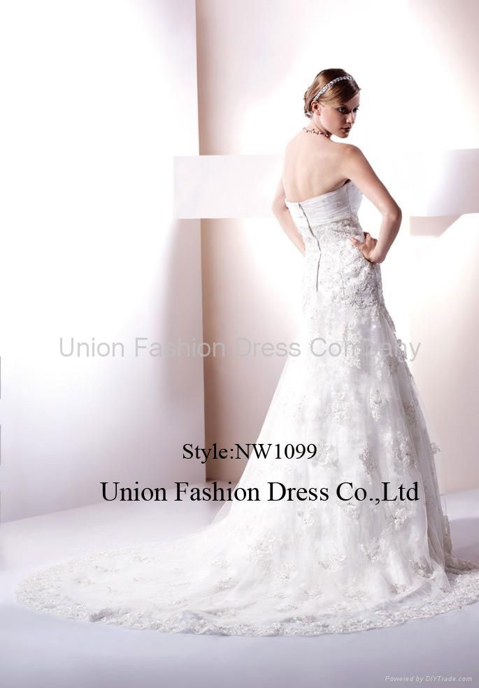 Popular & hottest Wedding gown in heavy beaded lace and satin from 2010 to now  5