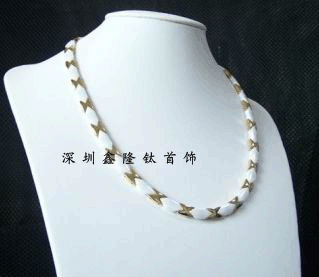 fashion necklace