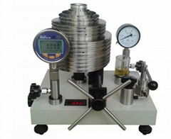 Multifunction wide-range piston pressure