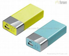 4000mah portable power bank of optional color charging your phone anytime