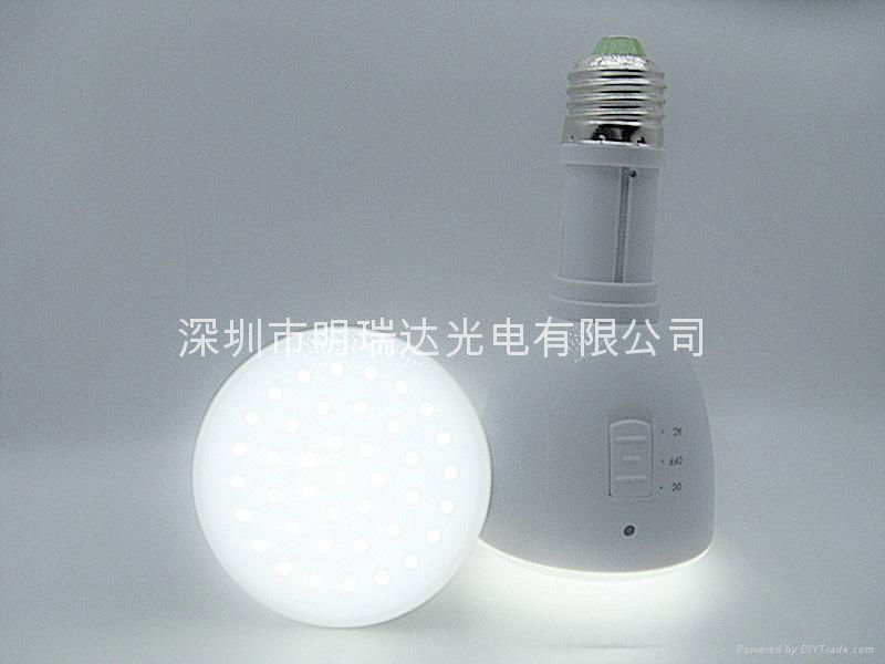LED多功能充电应急灯泡 3