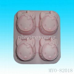 Hello Kitty silicone cake mold