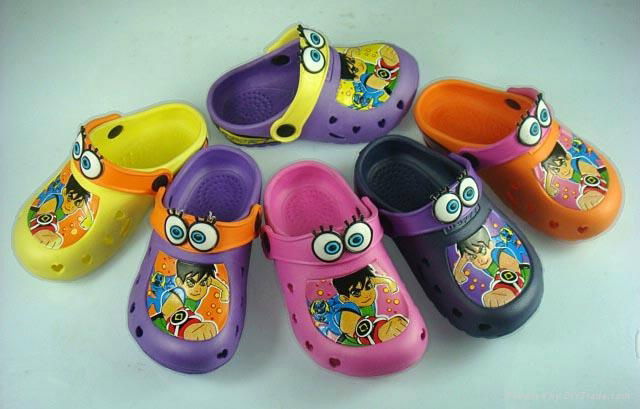 children garden shoes 2