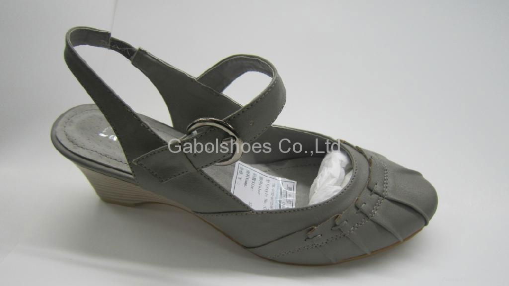 women fashion slipper 2