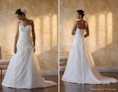 2011 Hot-selling sweetheart chapel train embroidered ball gown wedding dress 