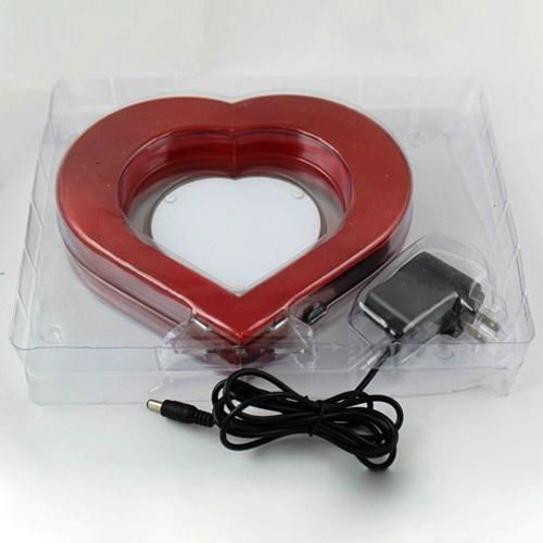 FLOATING "MAGIC" MAGNETIC HEART PHOTO FRAME 3