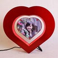 FLOATING "MAGIC" MAGNETIC HEART PHOTO FRAME 4