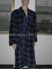 Men's checked coral fleece bathrobe