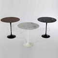 ET020 Tulip side coffee table by Eero