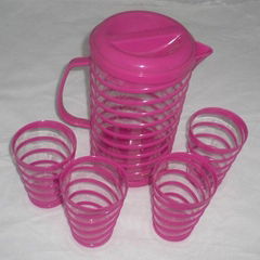 Plastic pitcher with whorl