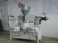 Best quality high oil rate cold screw oil machine 2