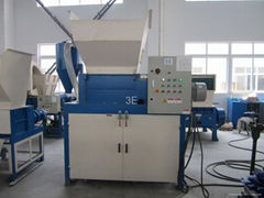 Four shaft shredder