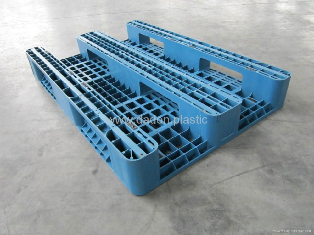 Storing Plastic Pallet 2