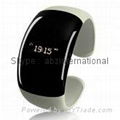 Design Bluetooth Bracelet Vibrating-Caller with LCD Alert Vibration Wristwatch  1