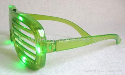 Novelty glasses with flash light 3