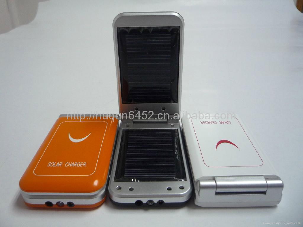 Double plate of solar energy cell phone labeled the charger 4