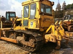 Used Caterpillar D6D crawler bulldozer 