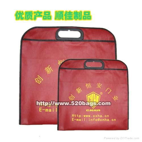 Non woven die-cut bags 4