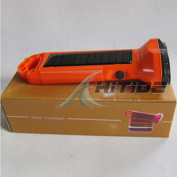 solar led flashlight 3