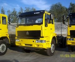 SINOTRUK Golden Prince truck