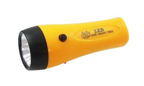 environmental protection LED plastic torch with 3 LED lights 2