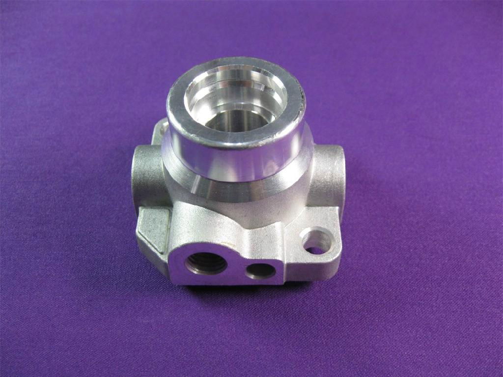 air cylinder front endcap by die casting and precision machining