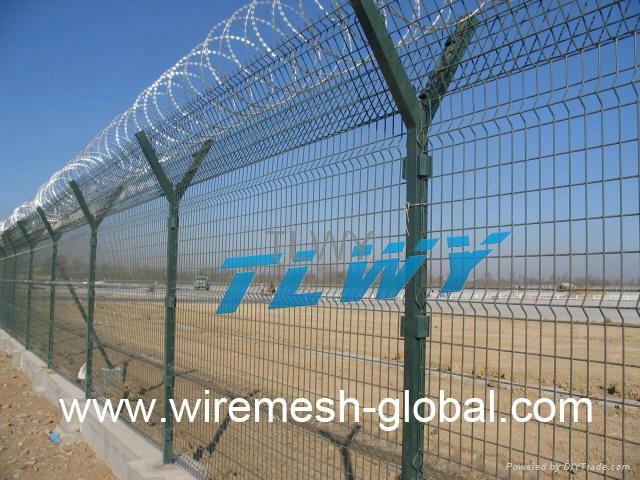 airport fence