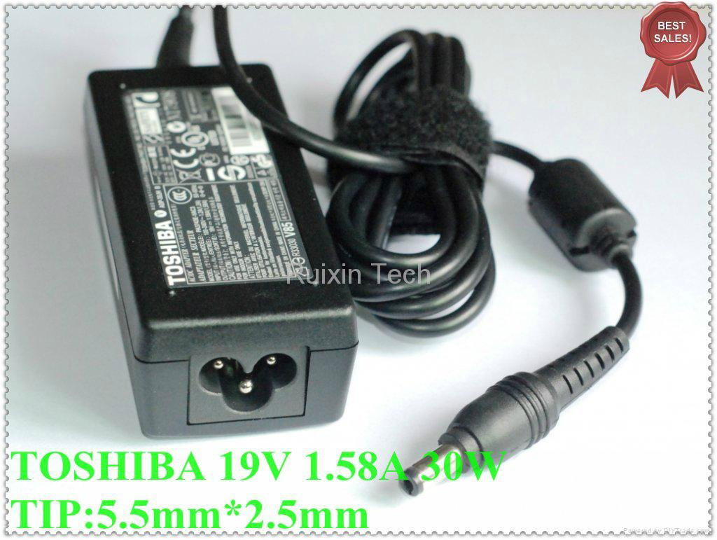 Universal TOSHIBA Netbook Adapter PA3743E-1AC3 19V 1.58A 30W Laptop AC Adapter N