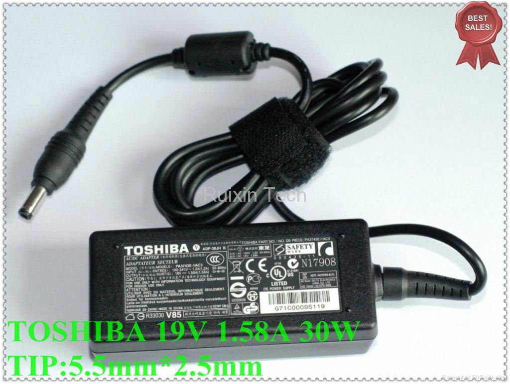 Universal TOSHIBA Netbook Adapter PA3743E-1AC3 19V 1.58A 30W Laptop AC Adapter N 3