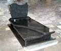 European style granite tombstone 3