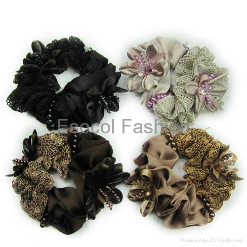 Fabric scrunchy 