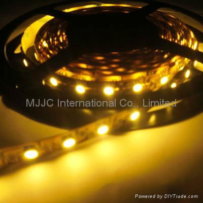 12V SMD5050 60LEDs/M Flexible LED Strip Lights Warm White 3