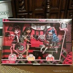 Brand New Monster High Ghoul Spirit Fearleading Doll 3-Pack Factory Sealed
