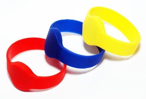 ISO RFID wristband made of silicone 4