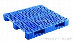 Plastic pallet