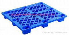 plastic pallet