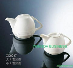 white porcelain pot