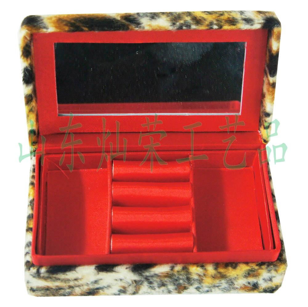 供應燦榮虎紋首飾包裝盒 2